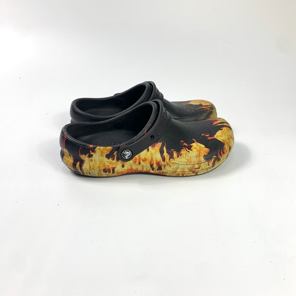 crocs classic flame broiled